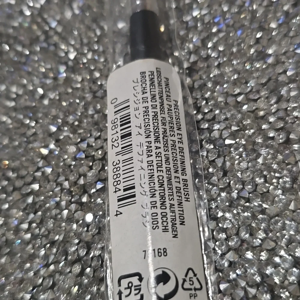 ❇️🧚‍♀️Bareminerals DISCONTINUED Precision Eye Defining Brush NWT